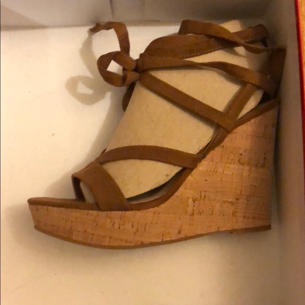 Wedges - Picture 2 of 6